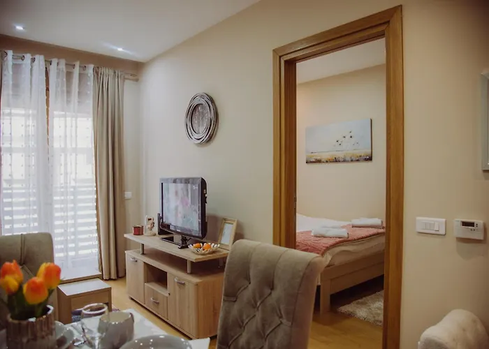 شقة Gora Apartman,